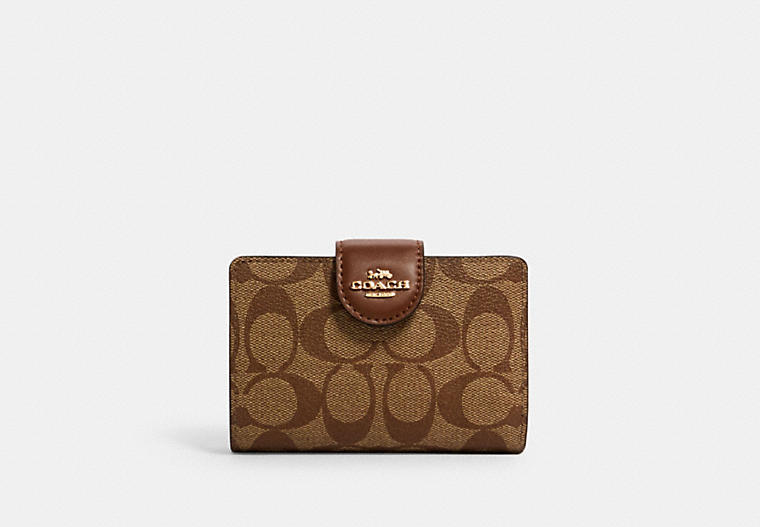 Coach Medium Corner Zip wallet